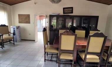 CASA CAMPESTRE CON PISCINA