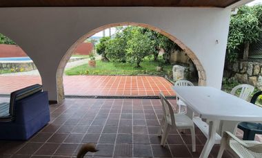 CASA CAMPESTRE CON PISCINA