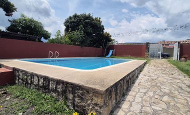 CASA CAMPESTRE CON PISCINA