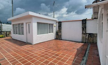 CASA CAMPESTRE CON PISCINA