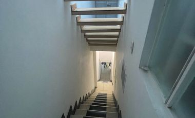 CASA EN VENTA BARRIO VILLA ITALIA CON LOCAL COMERCIAL