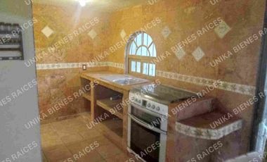 BONITA CASA EN CONDOMINIO, CERCA DE CU, TOLUCA CENTRO, BUENOS ACABADOS