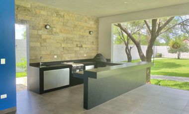 QUINTA EN VENTA EN LOS LIRIOS MONTEMORELOS NUEVO LEON