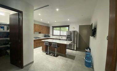 QUINTA EN VENTA EN LOS LIRIOS MONTEMORELOS NUEVO LEON