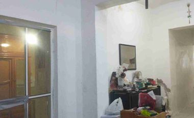 SE VENDE CASA ANTIGUA EN EL CENTRO DE AGUASCALIENTES.