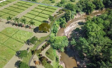 Terreno residencial con servicios y escritura en Puerto Escondido