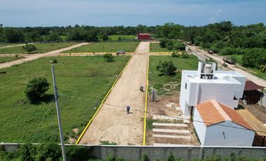 Terreno residencial con servicios y escritura en Puerto Escondido