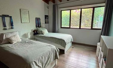 VILLA 8,000 m2 JARDIN