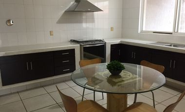 Casa en renta, Calle Primavera, Col. Atasta. Villahermosa Tabasco.