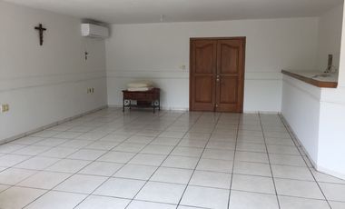 Casa en renta, Calle Primavera, Col. Atasta. Villahermosa Tabasco.