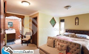 Yanuncay, Venta de Casa Rentera de Dos Apartamentos