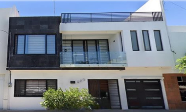 VENTA DE CASA EN AV FRANCISCO I MADERO AGUASCALIENTES