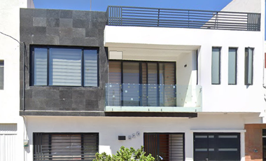 VENTA DE CASA EN AV FRANCISCO I MADERO AGUASCALIENTES