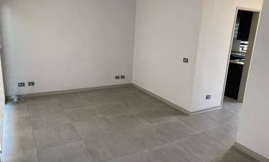 SE VENDE LINDA CASA EN CONDOMINIO LOS CASTAÑOS, BUIN, CASI NUEVA