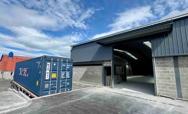 Rento Excelente Bodega de 1.400 m2 en Ambato
