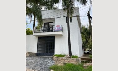 CASA EN RENTA CANTERAS DEL CENTINELA