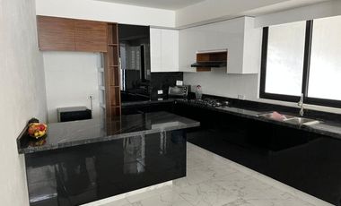 CASA EN RENTA CANTERAS DEL CENTINELA