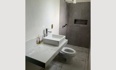 CASA EN RENTA CANTERAS DEL CENTINELA