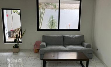 CASA EN RENTA CANTERAS DEL CENTINELA