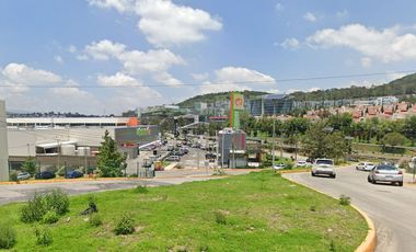 Inversión Segura y Rentable en Bienes Raíces, Casa en Col. Bosques Esmeralda, López Mateos. EDOMEX.