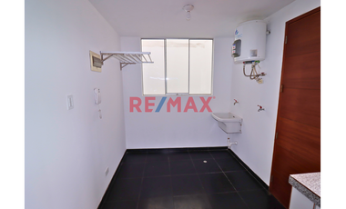 Venta De Departamento En Ate – Urbanización Alpamayo 2Do Piso