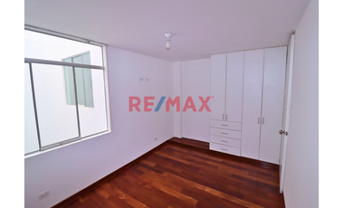 Venta De Departamento En Ate – Urbanización Alpamayo 2Do Piso