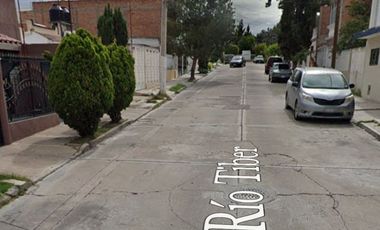 VENTA DE CASA EN AGUASCALIENTES - AGUASCALIENTES  - COLINAS DEL RIO