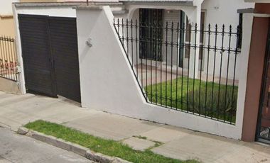 VENTA DE CASA EN AGUASCALIENTES - AGUASCALIENTES  - COLINAS DEL RIO