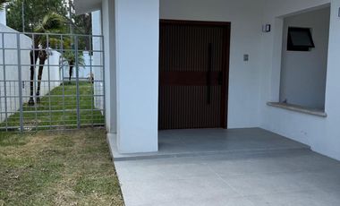 CASA EN RENTA PUERTA DE HIERRO REMODELADA EN ZAPOPAN JALISCO