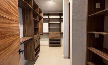 CASA EN RENTA PUERTA DE HIERRO REMODELADA EN ZAPOPAN JALISCO