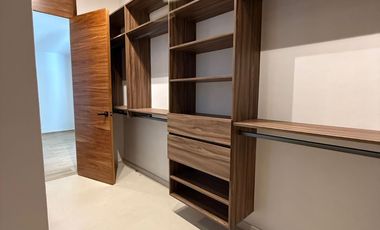CASA EN RENTA PUERTA DE HIERRO REMODELADA EN ZAPOPAN JALISCO