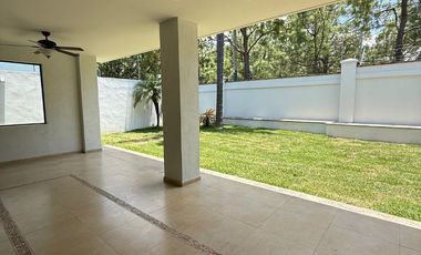 CASA EN RENTA PUERTA DE HIERRO REMODELADA EN ZAPOPAN JALISCO