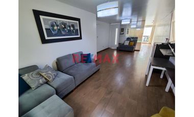 Departamento En Ate – Urbanización Alpamayo Primer Piso