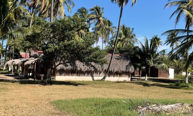 Centro recreativo en venta. Playa Chambor, Miramar, Centla Tabasco.
