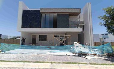 Casa Hermosa en Venta en 📍 Parque Sofia Lomas de Angelópolis