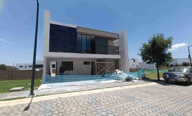 Casa Hermosa en Venta en 📍 Parque Sofia Lomas de Angelópolis