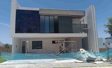 Casa Hermosa en Venta en 📍 Parque Sofia Lomas de Angelópolis