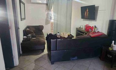 SE VENDE CASA EN JARDINES DE RAUQUEN