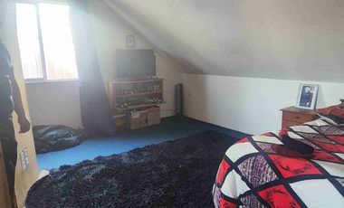 SE VENDE CASA EN JARDINES DE RAUQUEN