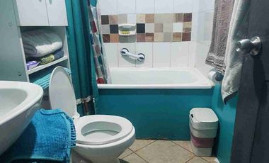SE VENDE CASA EN JARDINES DE RAUQUEN