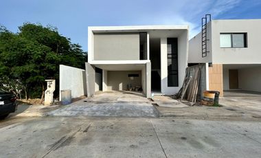 Casa residencial en renta en privada Aire Puro en San Ignacio progreso Yucatán