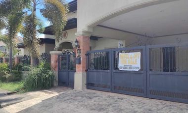 Preowned House and Lot in Villa Caseres in Sta Rosa Laguna -EGR