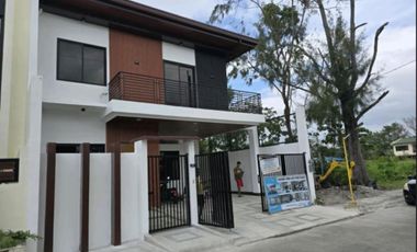 Brandnew Hosue and Lot in Villa Segovia in Sta Rosa Laguna -EGR