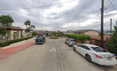HERMOSA CASA EN TECATE MUY AMPLIA Y MUY CENTRICA