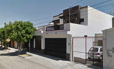 HERMOSA Y MUY AMPLIA CASA EN HERMOSILLO CERCA DEL CENTRO