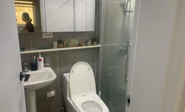 FOR SALE: Spacious & Furnished Condo Unit in Clark Freeport Zone