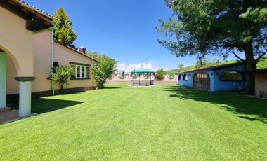 EXCELENTE CASA EN VENTA Cedros 19  San Miguel Zinacantepec, Zinacantepec Estado de México 51350