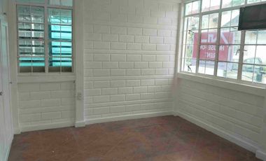 FO RENT HOUSE AND LOT