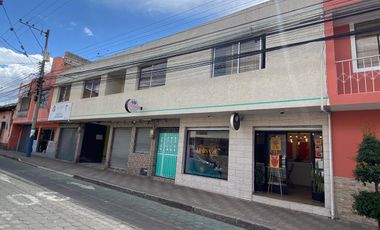 🏠 EN VENTA: OPORTUNIDAD ÚNICA EN EL CENTRO DE COTACACHI 🏠 FOR SALE: UNIQUE OPPORTUNITY IN DOWNTOWN COTACACHI