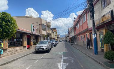 🏠 EN VENTA: OPORTUNIDAD ÚNICA EN EL CENTRO DE COTACACHI 🏠 FOR SALE: UNIQUE OPPORTUNITY IN DOWNTOWN COTACACHI